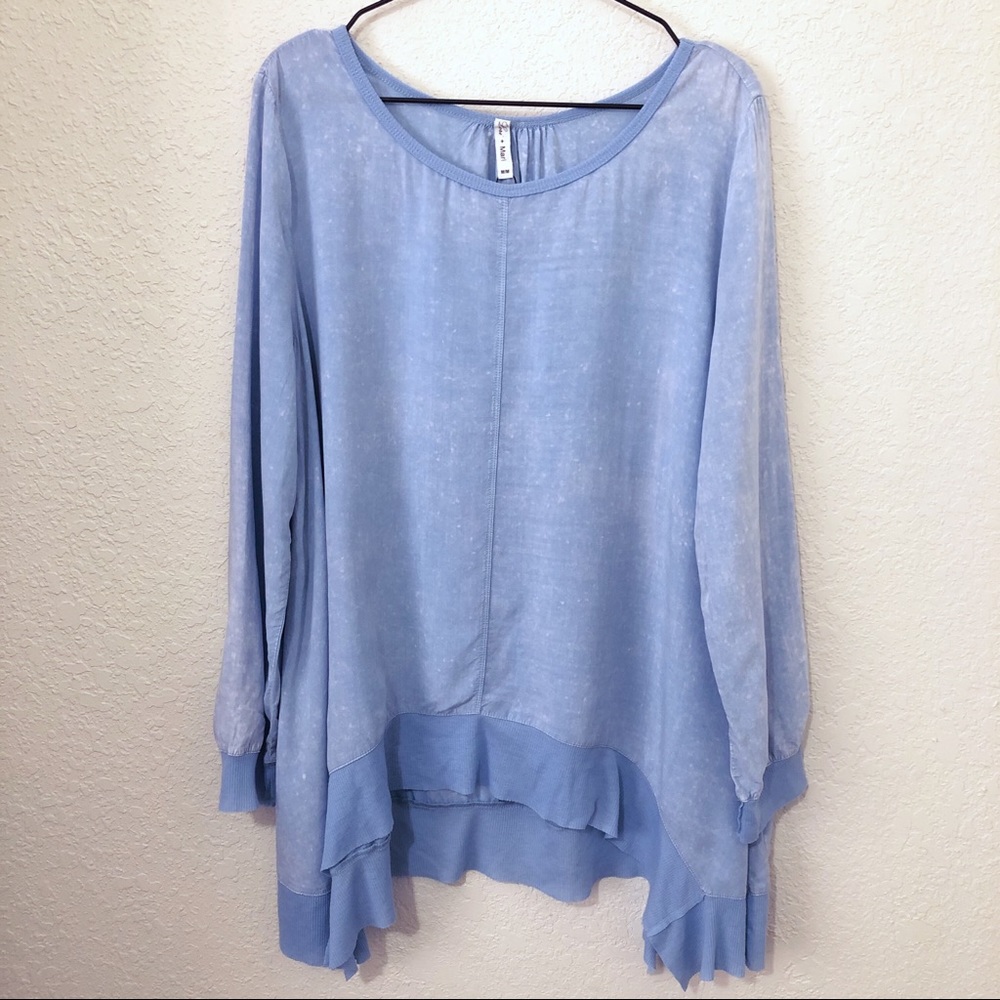 NWOT Lori + Mari Blue Long Sleeve Flowy Top M